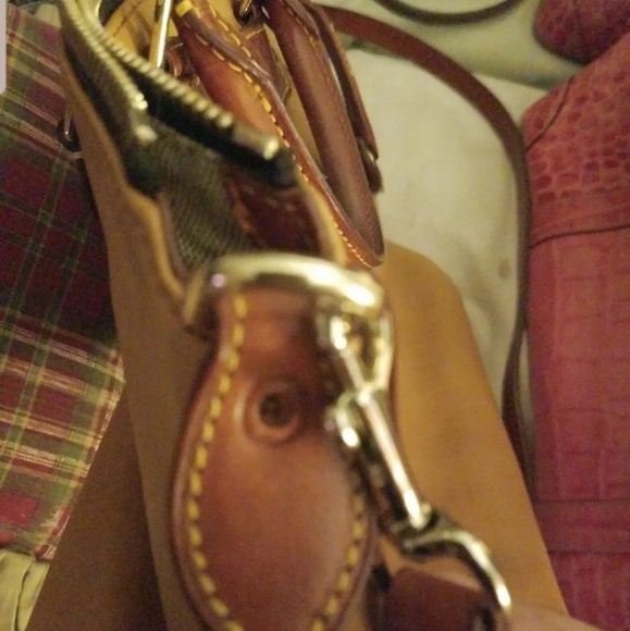 Dooney and Bourke Vacchetta Satchel Purse - Picture 7 of 13